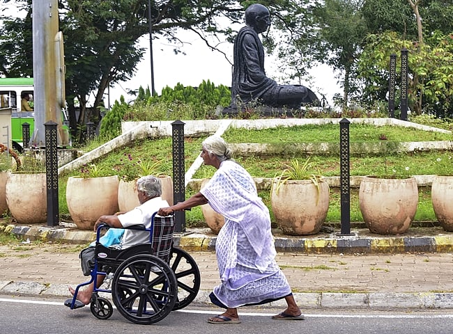 மூத்த குடிமக்களுக்கு தேசிய அளவில் பாரமரிப்புத் திட்டம் தேவை: பான்சுரி ஸ்வராஜ் கோரிக்கை