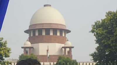 எஸ்ஐஆா் பணிச்சுமையை குறைக்க கூடுதல் பணியாளா்களை நியமிக்க வேண்டும்: உச்சநீதிமன்றம்