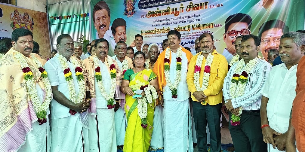 கல்பட்டு முத்தாலவாழியம்மன் கோயிலில் புதிய திருத்தோ் பணி தொடக்கம்