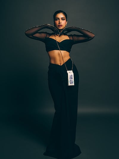 கருப்பு எனக்குப் பிடித்த மொழி... பூமி பெட்னெகர்!