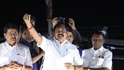 உயர்நீதிமன்ற உத்தரவை மீறி மத நல்லிணக்கத்தை சிதைக்கிறது திமுக அரசு: எடப்பாடி பழனிசாமி!