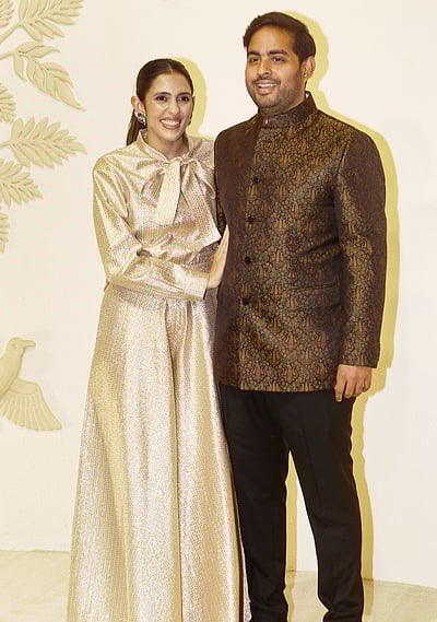 ஸ்வதேஷ் ஃப்ளாக் ஷிப் திறப்பு விழாவில் பாலிவுட் பிரபலங்கள் - புகைப்படங்கள்