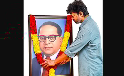 அம்பேத்கர் காட்டிய சமூக நீதி, சமத்துவ வழியில் பயணிப்போம்! - விஜய்