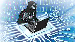 தில்லிவாசியிடம் ரூ. 12.5 லட்சம் முதலீட்டு மோசடி:  மூவா் கைது