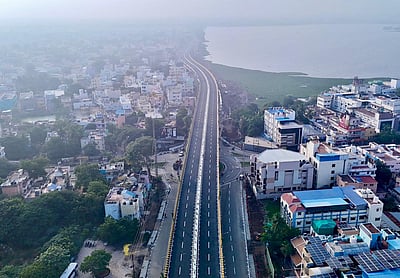 மதுரையில் வேலு நாச்சியார் மேம்பாலம்: முதல்வர் திறந்து வைத்தார்!