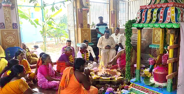 சென்னசமுத்திரம் கிருஷ்ணா் கோயிலில் பாலாலயம்