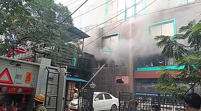 சென்னை ஜிஎஸ்டி ஆணையா் அலுவலகத்தில் தீ: அலுவலக கோப்புகள், கணினிகள் எரிந்து சேதம்!