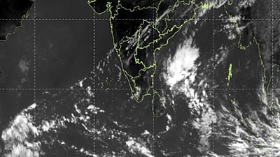 வங்கக்கடலில் நீடிக்கும் காற்றழுத்த தாழ்வு நிலை! எங்கெல்லாம் மழை! 
