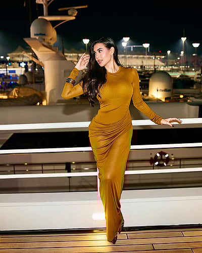 என்ன அற்புதமான இரவு?... யாஷ்மின் சாப்ரி!