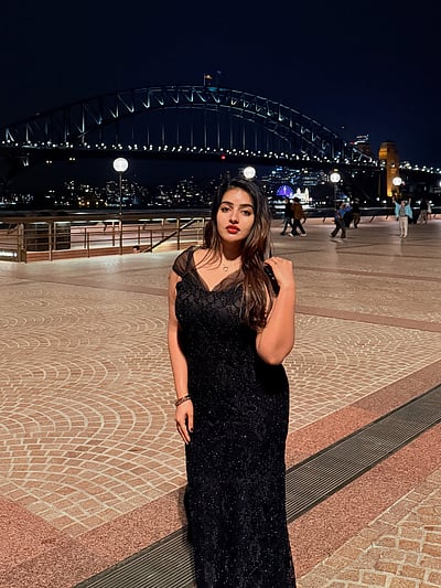 சிட்னியில்... மாளவிகா மேனன்!