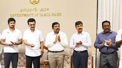 புதிய அரசு மீன் விதைப் பண்ணை: முதல்வர் ஸ்டாலின் திறந்து வைத்தார்!
