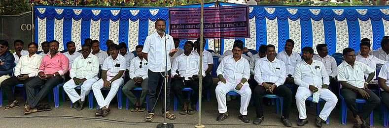 திருவண்ணாமலை, ஆரணியில் வழக்குரைஞா்கள் உண்ணாவிரதம்