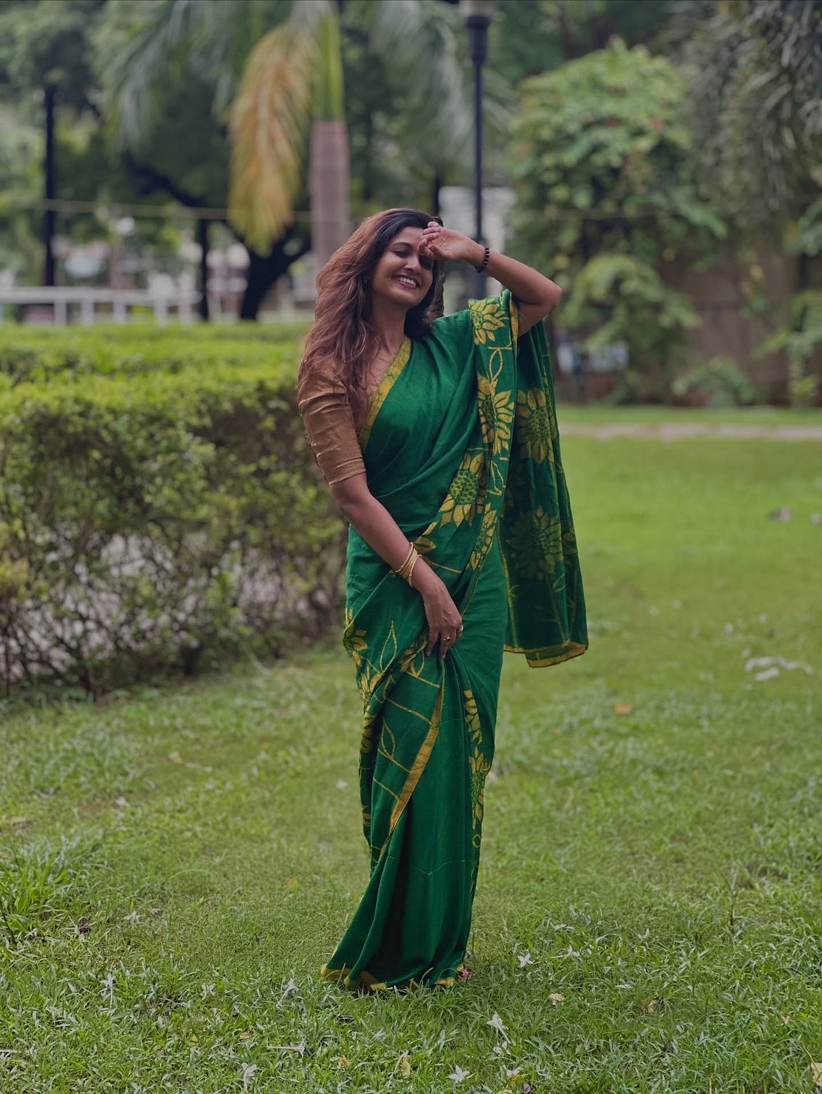 தளிர்விடு மனமே... கீர்த்தி பாண்டியன்!