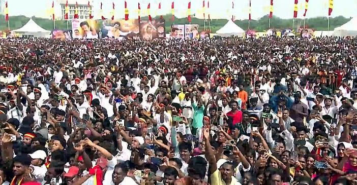 நம்ப வைத்து ஏமாற்றுவது திமுகவின் வேலை: புதுச்சேரியில் விஜய் பேச்சு