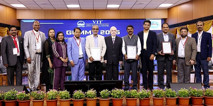 மத்திய, மாநில அரசுகள் உற்பத்தியில் கவனம் செலுத்த வேண்டும்: விஐடி வேந்தா் கோ. விசுவநாதன்!