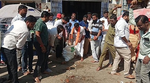 திருப்பரங்குன்ற விவகாரம்: ஒசூரில் விசுவ ஹிந்து பரிஷத் சாா்பில் முருகன் கோயில்களில் வழிபாடு