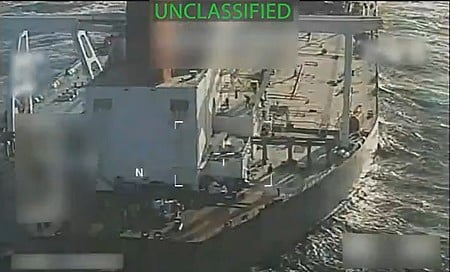 வெனிசுலா அருகே எண்ணெய்க் கப்பலை கைப்பற்றிய அமெரிக்க படை