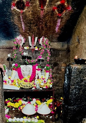 சங்ககிரி ஒருக்காமலையில் ஆட்சியா் சுவாமி தரிசனம்