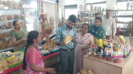 டிச. 14 வரை கைவினைப் பொருள்கள் விற்பனை கண்காட்சி