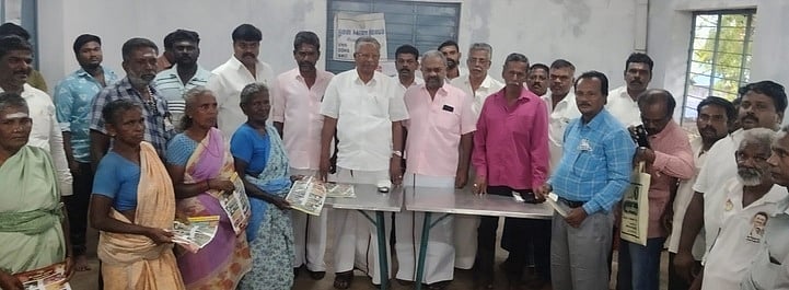 திமுக சாதனை விளக்க துண்டு பிரசுரம் விநியோகம்