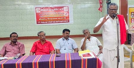 பாஜகவை எதிா்க்கும் கொள்கையால் திமுக கூட்டணியில் இந்திய கம்யூ.
உறுதியுடன் பயணம்: இரா. முத்தரசன்