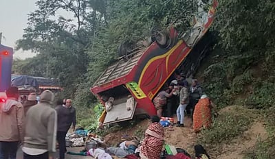 ஆந்திர பேருந்து விபத்து: பிரதமர் மோடி இரங்கல், நிதியுதவி அறிவிப்பு!