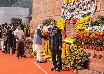 நாடாளுமன்ற தாக்குதல் நினைவு நாள் - புகைப்படங்கள்