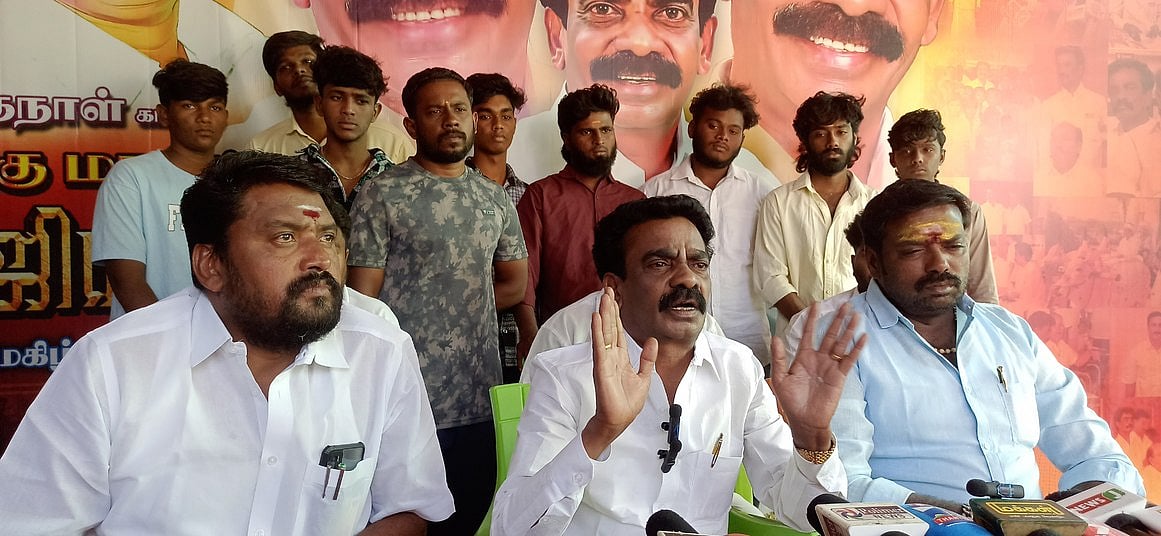 குழப்பம் செய்கிறாா் எம்எல்ஏ அருள்: பாமக மாநில துணைத் தலைவா்!