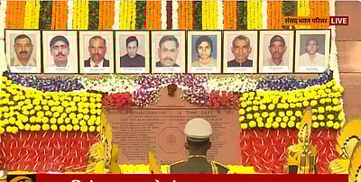 நாடாளுமன்ற தாக்குதல் நினைவு நாள்: வீரமரணம் அடைந்தவர்களுக்கு பிரதமர் மோடி, ராகுல் அஞ்சலி