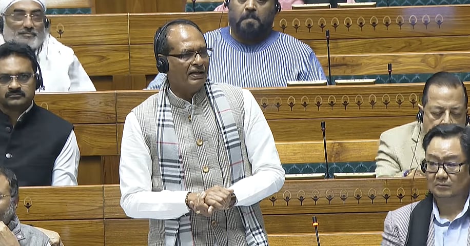 மகாத்மா காந்தி 100 நாள் வேலைத் திட்டத்தின் பெயர் மாற்றம்! மக்களவையில் மசோதா தாக்கல்!