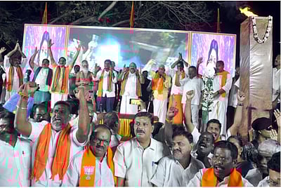 இந்து மத துரோகிகள் திமுக, காங்கிரஸ்: அண்ணாமலை பேச்சு