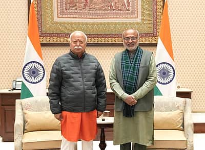 குடியரசு துணைத் தலைவருடன் ஆர்எஸ்எஸ் தலைவர் மோகன் பாகவத் சந்திப்பு!