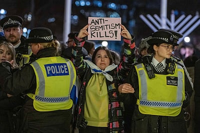 “சிட்னி துப்பாக்கிச் சூடு சம்பவம் பெருமைக்குரிய விஷயம்”.! ஐஎஸ்ஐஎஸ் அமைப்பின் கருத்தால் பரபரப்பு!