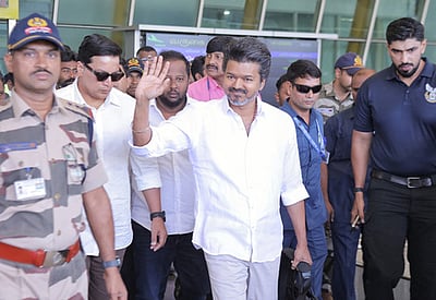 சேலத்தில் இன்று தவெக பிரசார கூட்டம்! சரியான நேரத்துக்குள் வந்த விஜய்