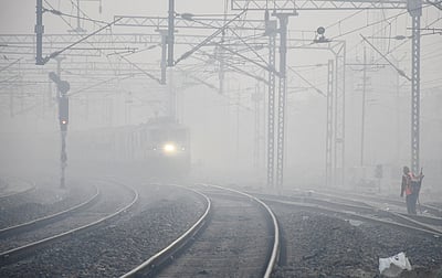 சென்னையில் கடும் பனி! ரயில்கள் தாமதம்; விமானங்கள் ரத்து!