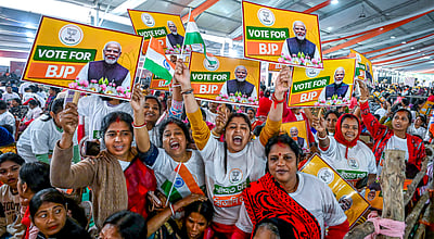 அடர் பனிமூட்டம் எதிரொலி: பொதுக்கூட்டத்துக்கு நேரடியாகச் செல்வதைத் தவிர்த்த பிரதமர் மோடி!