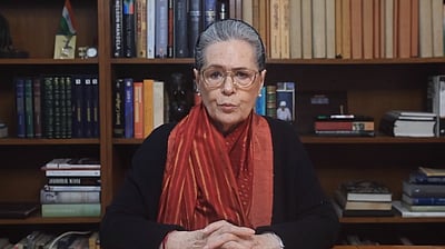 விவசாயிகள், ஏழைகளின் நலன்கள் மீதான தாக்குதல்: விபி ஜி ராம் ஜி குறித்து சோனியா காந்தி