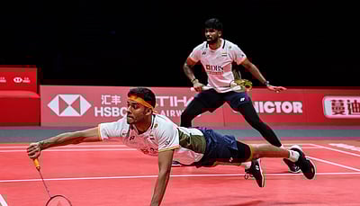 தங்கம் வெல்லும் வாய்ப்பை சீனாவிடம் நழுவவிட்ட இந்தியா! சாத்விக், சிராக் இணைக்கு வெண்கலம்!