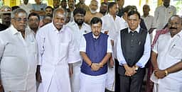 என்.ஆா். காங்கிரஸ் நிா்வாகிகளுடன் மத்திய அமைச்சா் பேச்சு: இன்று முடிவு தெரிவிப்பதாக தகவல்