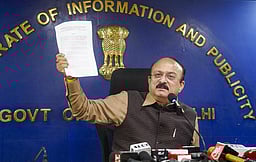 கல்வி அரசியல் ரீதியாகக் கருதப்படாமல் இருக்க வேண்டும்:
அமைச்சா் ஆஷிஷ் சூட் பேச்சு