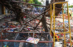 கரூா் சம்பவம் குறித்து விசாரித்த டிஎஸ்பி உள்பட 17 போலீஸாா் பணியிடமாற்றம்