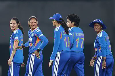 3-வது டி20: இந்தியாவுக்கு 113 ரன்கள் இலக்கு! தொடரைக் கைப்பற்றுமா?