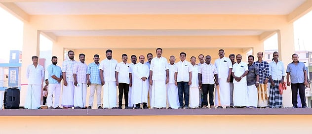 இனயம்புத்தன்துறையில் கலையரங்கம் திறப்பு