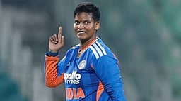 சர்வதேச டி20 போட்டிகளில் அதிக விக்கெட்டுகள் வீழ்த்தி தீப்தி சர்மா சாதனை!