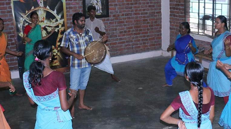 திரைத்துறை வாய்ப்புகளை பெற்றுத் தரும் பாரதியார் பல்கலைக்கூட படிப்புகள்!