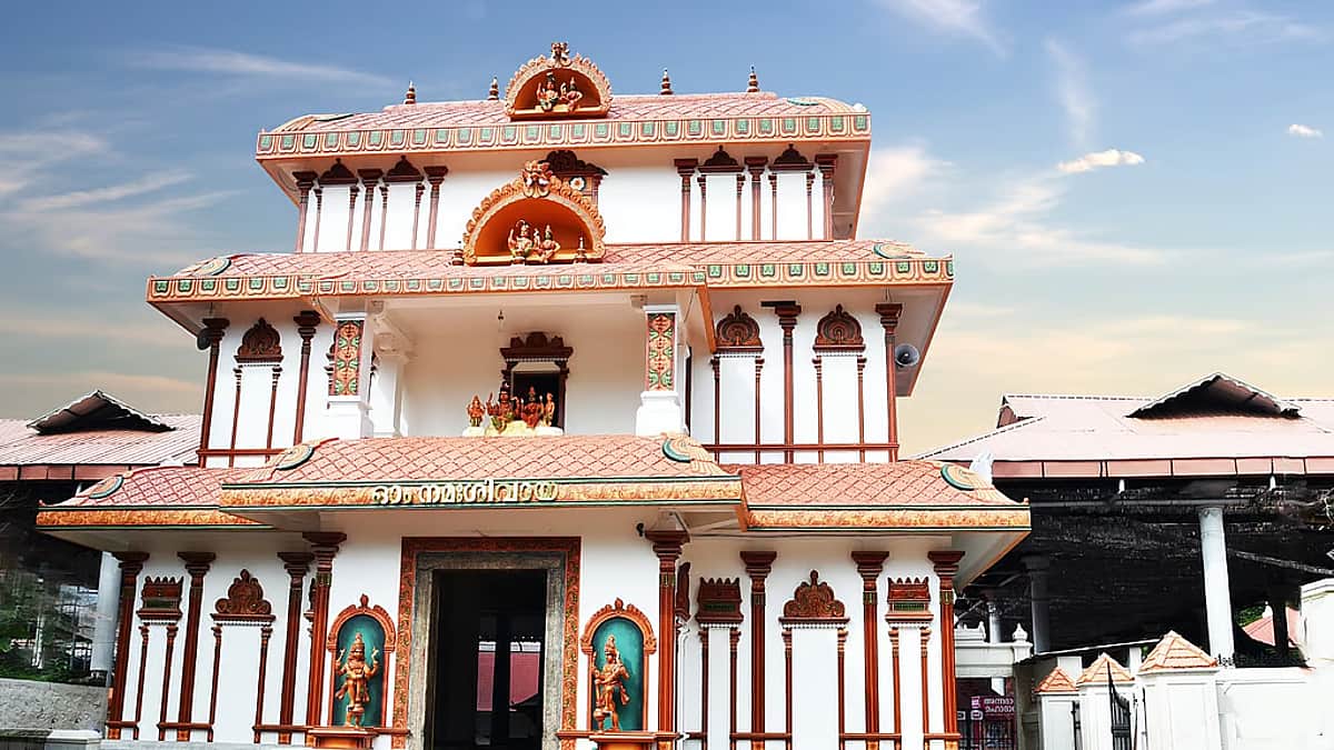 ஸ்ரீ பார்வதி தேவியின் நாத பன்னிரெண்டு நாள்கள் திறந்திருக்கும் புராணம்