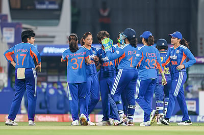 ஐசிசி டி20 தரவரிசையில் இந்திய வீராங்கனைகள் முன்னேற்றம்!