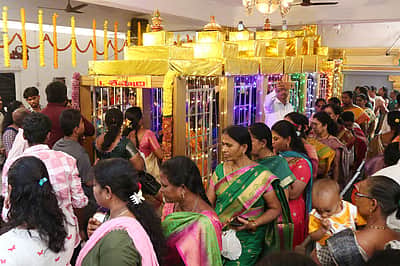 அத்திவரதரை தரிசிக்க வந்த முதியவர் மயங்கி விழுந்து உயிரிழப்பு!