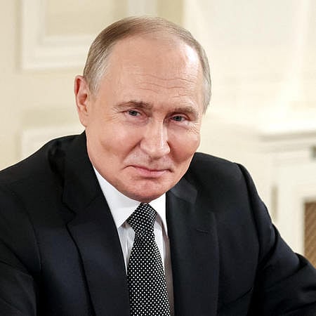 மோடி, டிரம்ப் உள்பட உலகத் தலைவா்களுக்கு ரஷிய அதிபா் புதின் புத்தாண்டு வாழ்த்து