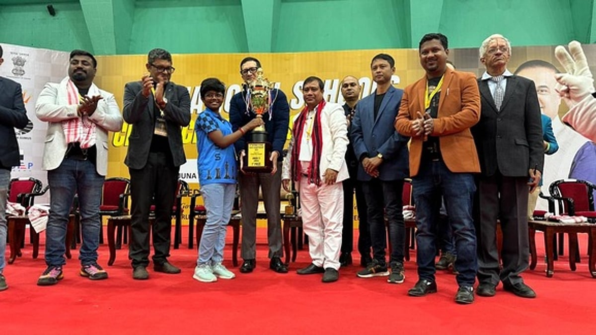 தேசிய சதுரங்க போட்டி: மாணவி சிறப்பிடம்